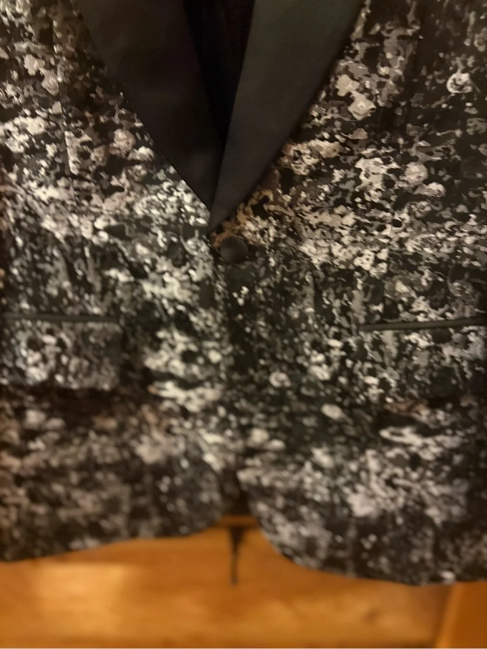 Egara Black and White Abstract Shawl Collar Blazer